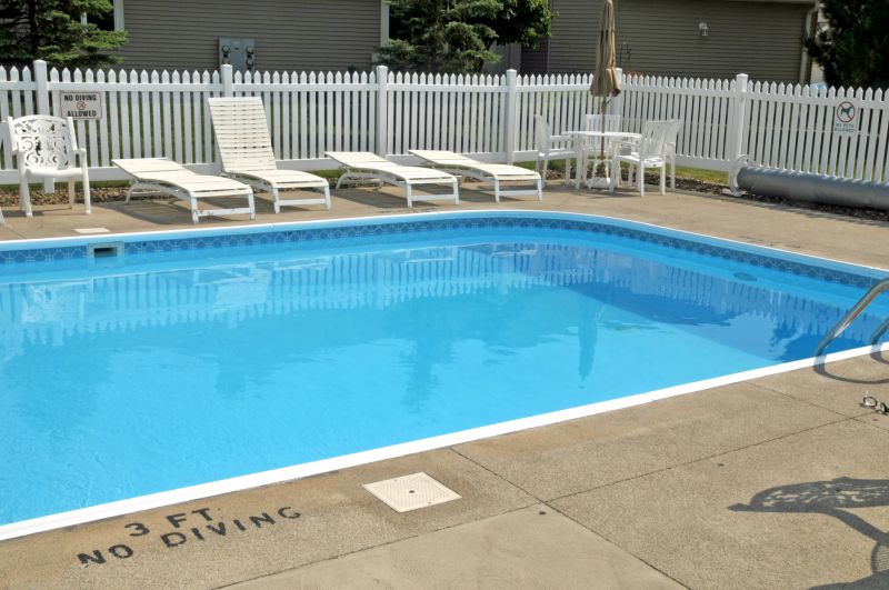 Vinyl Pool Fence Installation in Pearland, TX